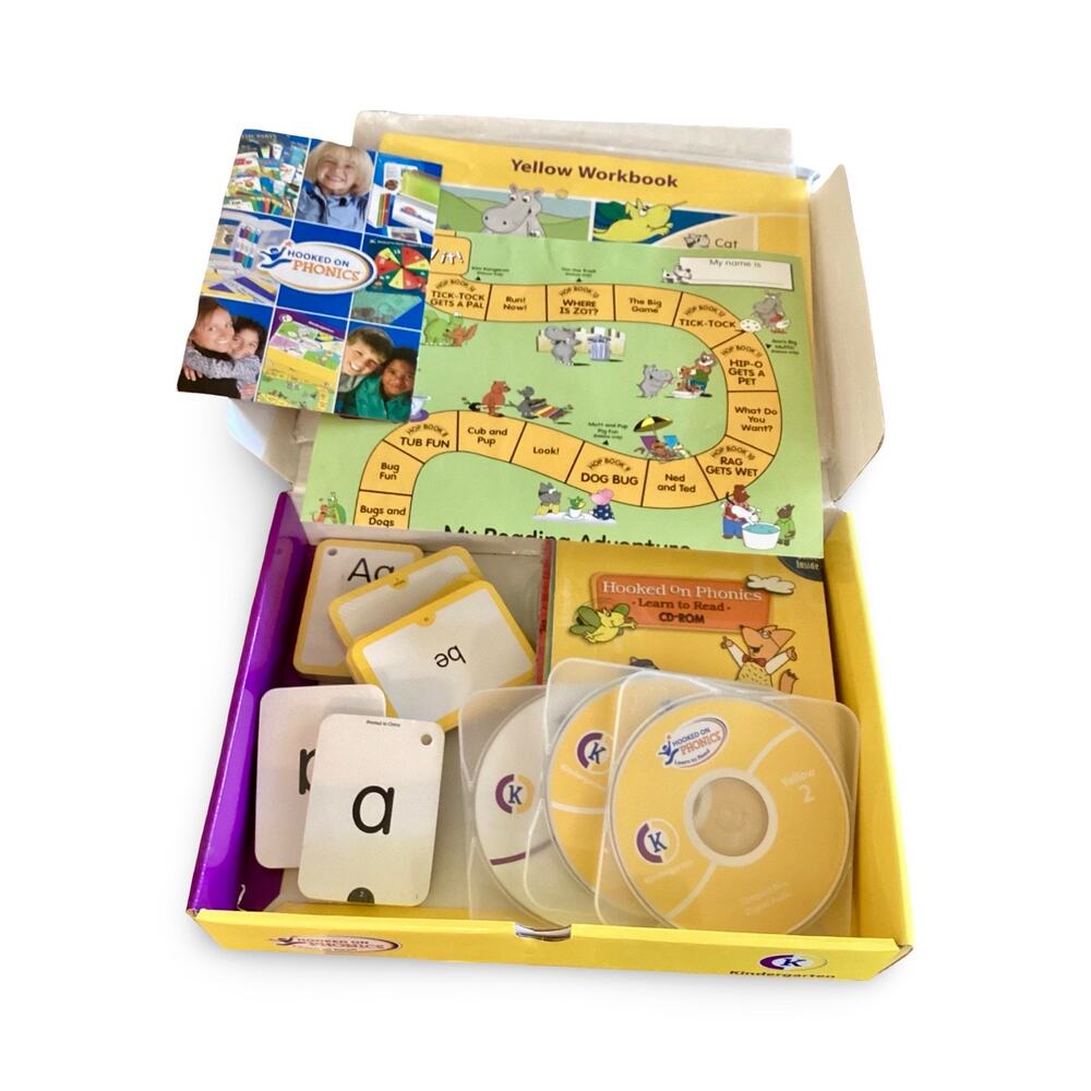 Hooked on Phonics - Learn to Read (YELLOW WORKBOOK) (Kindergarten Program) - Picture 3 of 3